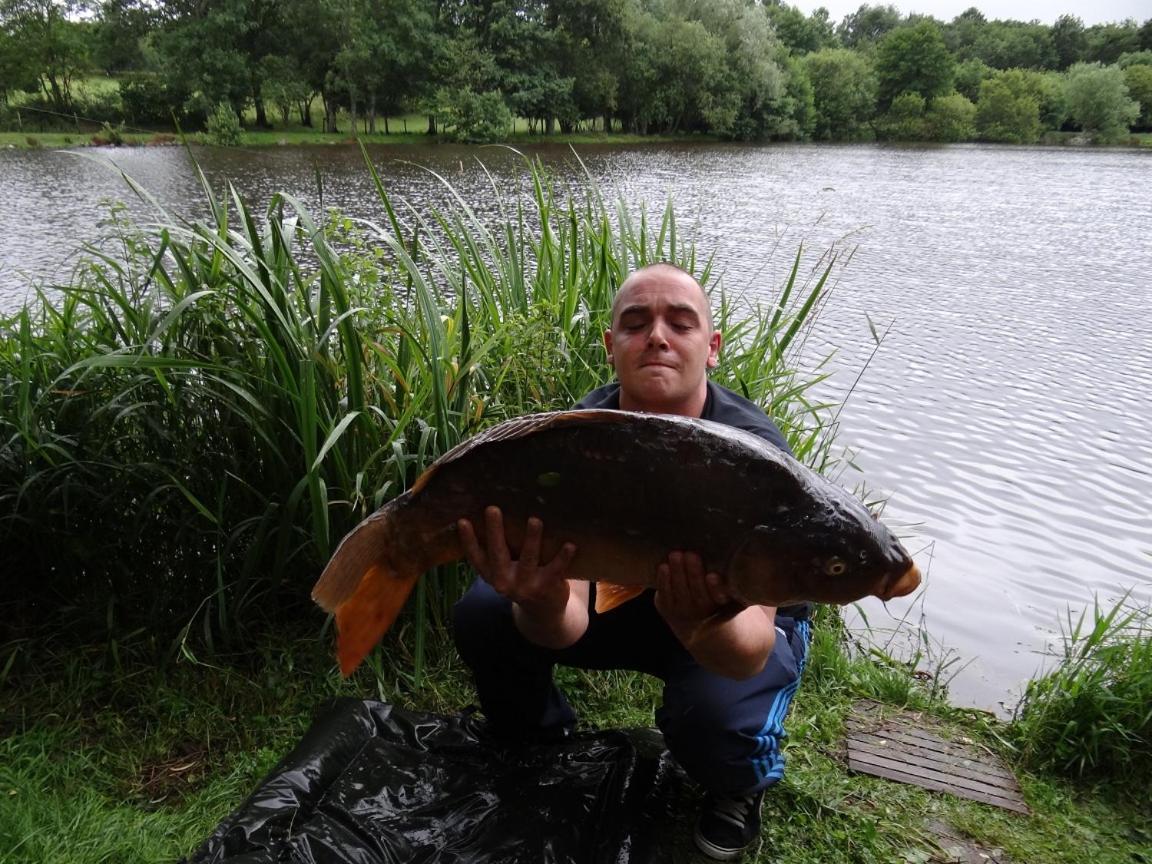 Gite De L'Etang - Parc Des Volcans D'Auvergne Loubeyrat Zewnętrze zdjęcie